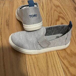 TOMS Kids Light Gray Slip-On Sneakers